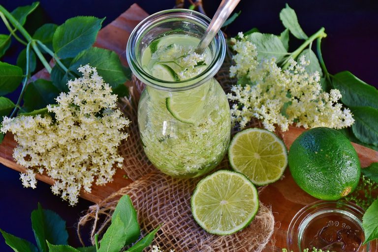 Elderflower syrup: Homemade old recipe spring-flavored juice!